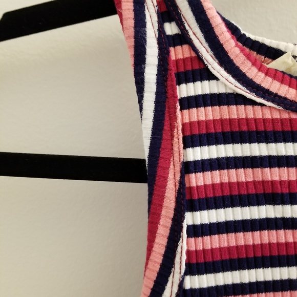 Striped Ribbed Crop Top - Picture 3 of 3